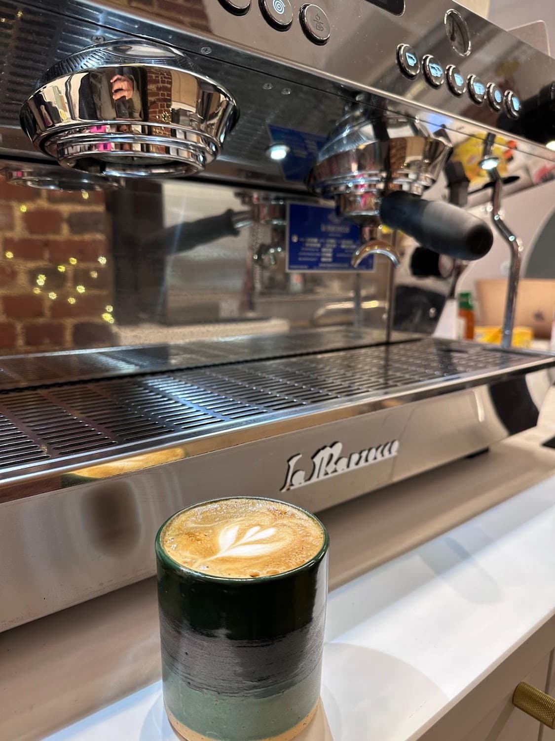 Josette, specialty coffee shop in Paris (photo 6)