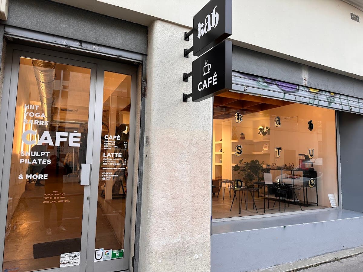 KAH, specialty coffee shop in Paris