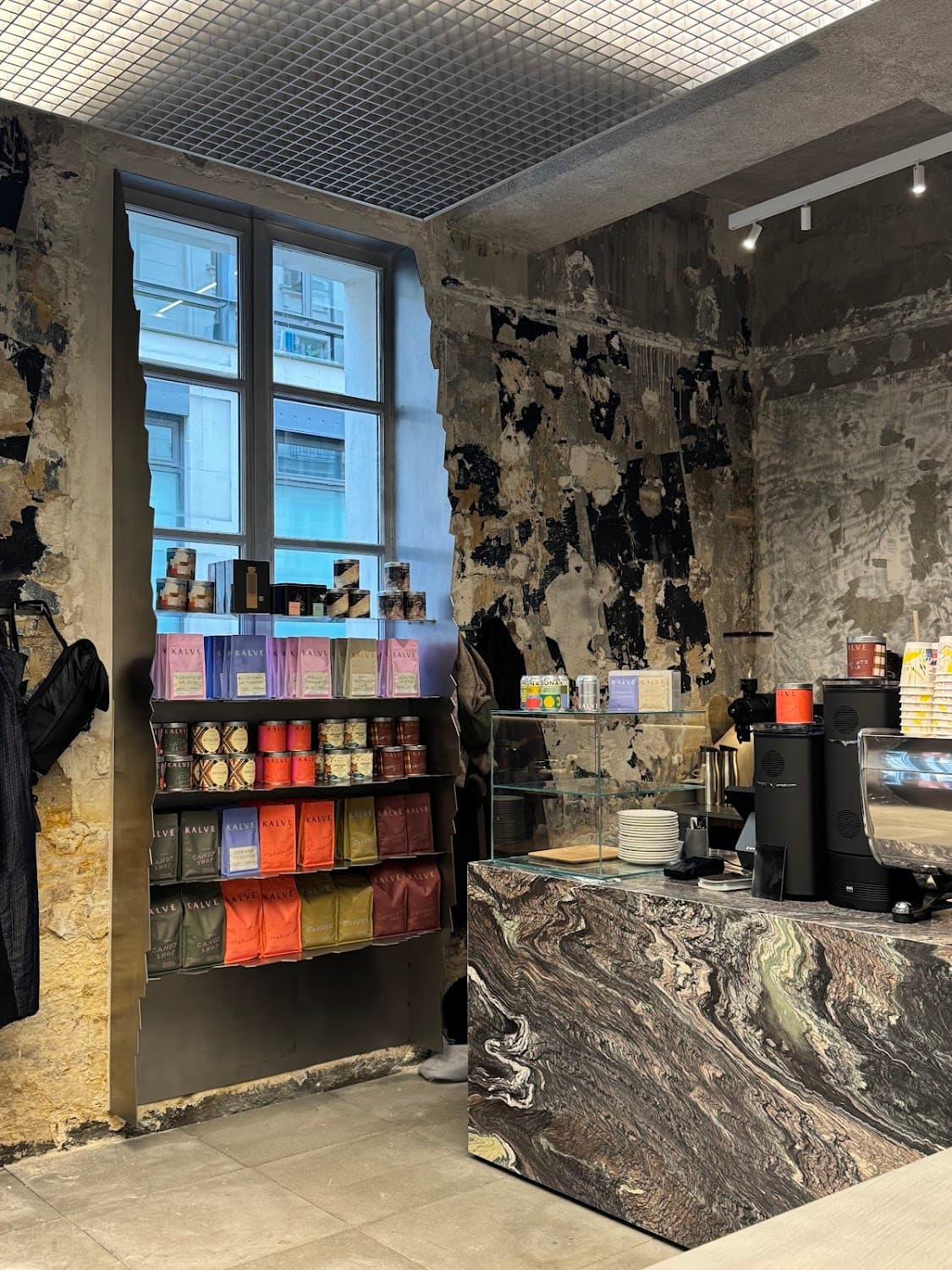 KALVE Coffee Caumartin — specialty coffee shop in Paris (photo 5)