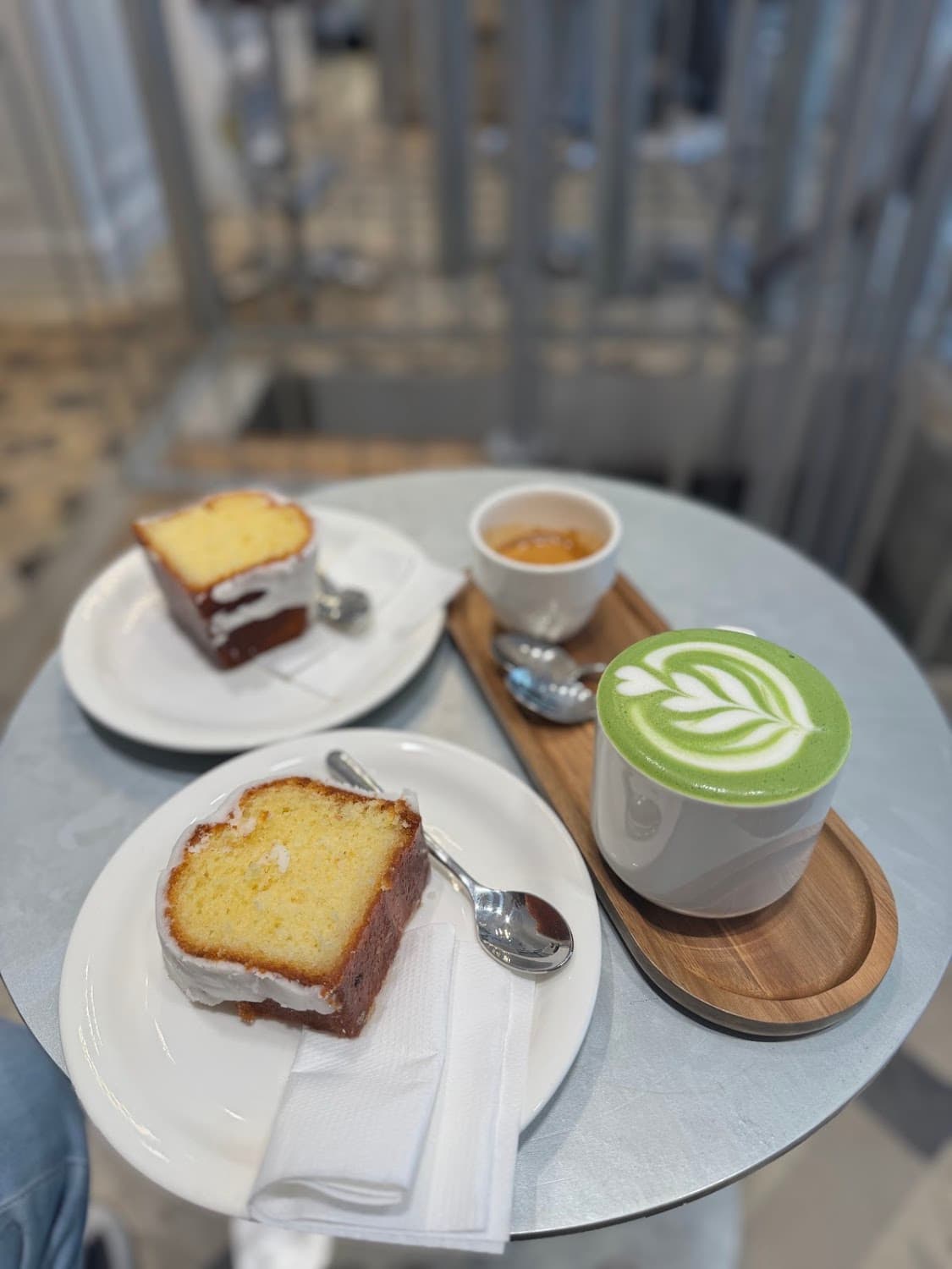 KALVE Coffee Desaix — specialty coffee shop in Paris (photo 3)