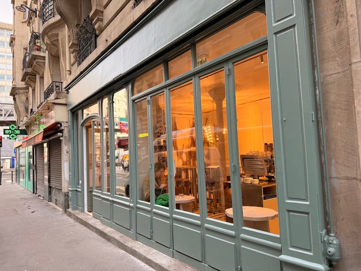 KALVE Coffee Desaix — specialty coffee shop in Paris (photo 6)