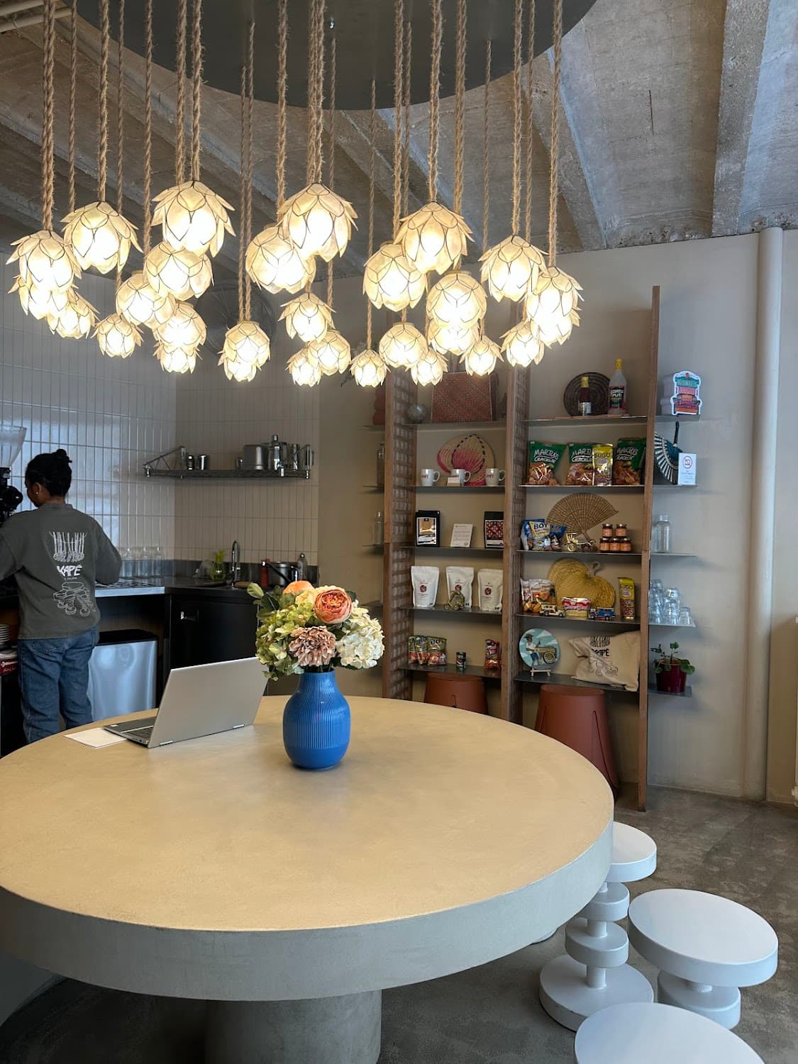 KAPÉ — specialty coffee shop in Paris (photo 5)