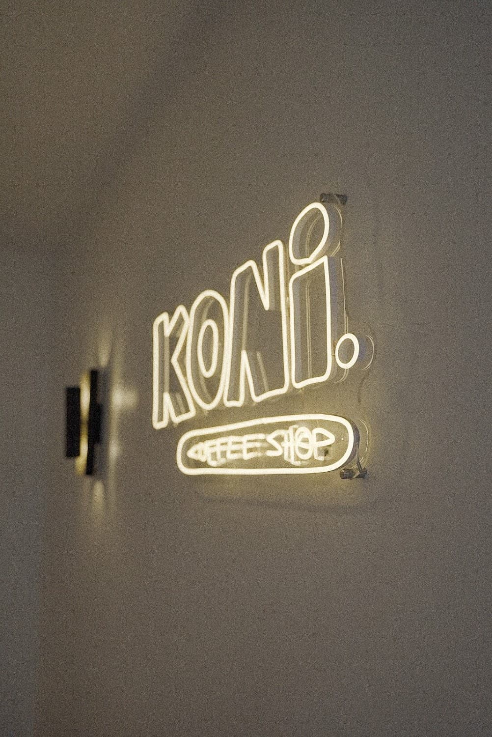 Koni Coffee Shop — specialty coffee shop in Paris (photo 7)