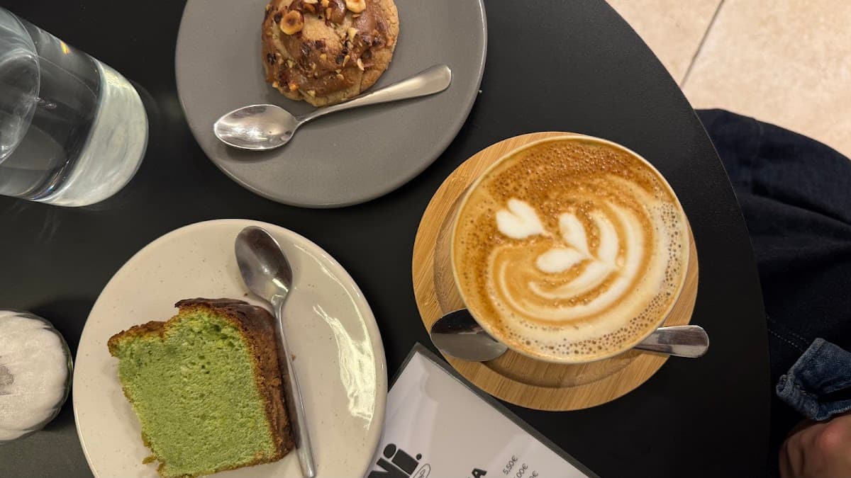 Koni Coffee Shop — specialty coffee shop in Paris (photo 3)
