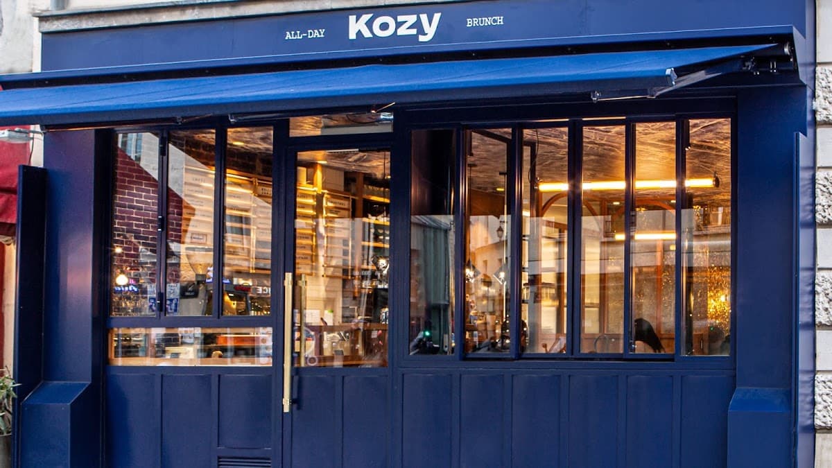 Kozy - Rue du Petit Pont, specialty coffee shop in Paris