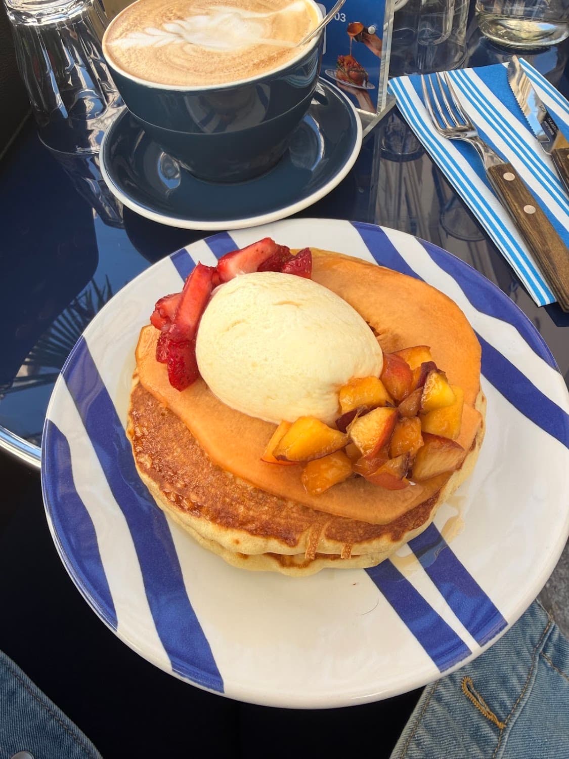 Kozy - Rue Cler, specialty coffee shop in Paris (photo 5)