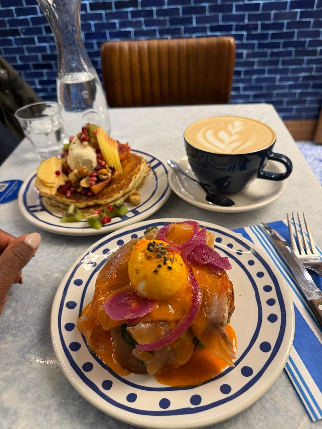 Kozy Pompidou | All-week Brunch | Coffee — specialty coffee shop in Paris (photo 4)