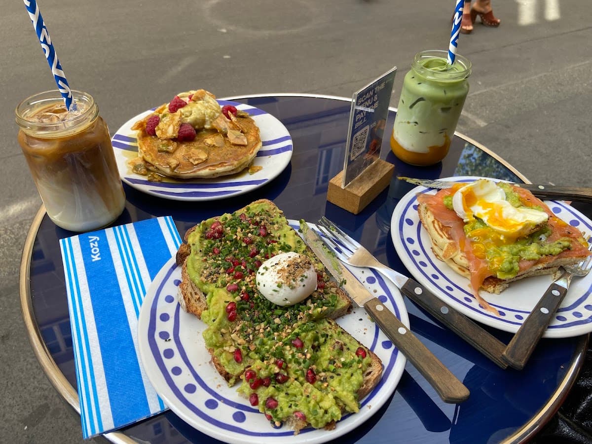 Kozy - Rue des Martyrs, specialty coffee shop in Paris (photo 2)