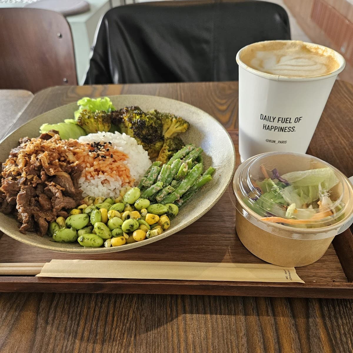 Kun — specialty coffee shop in Paris (photo 2)