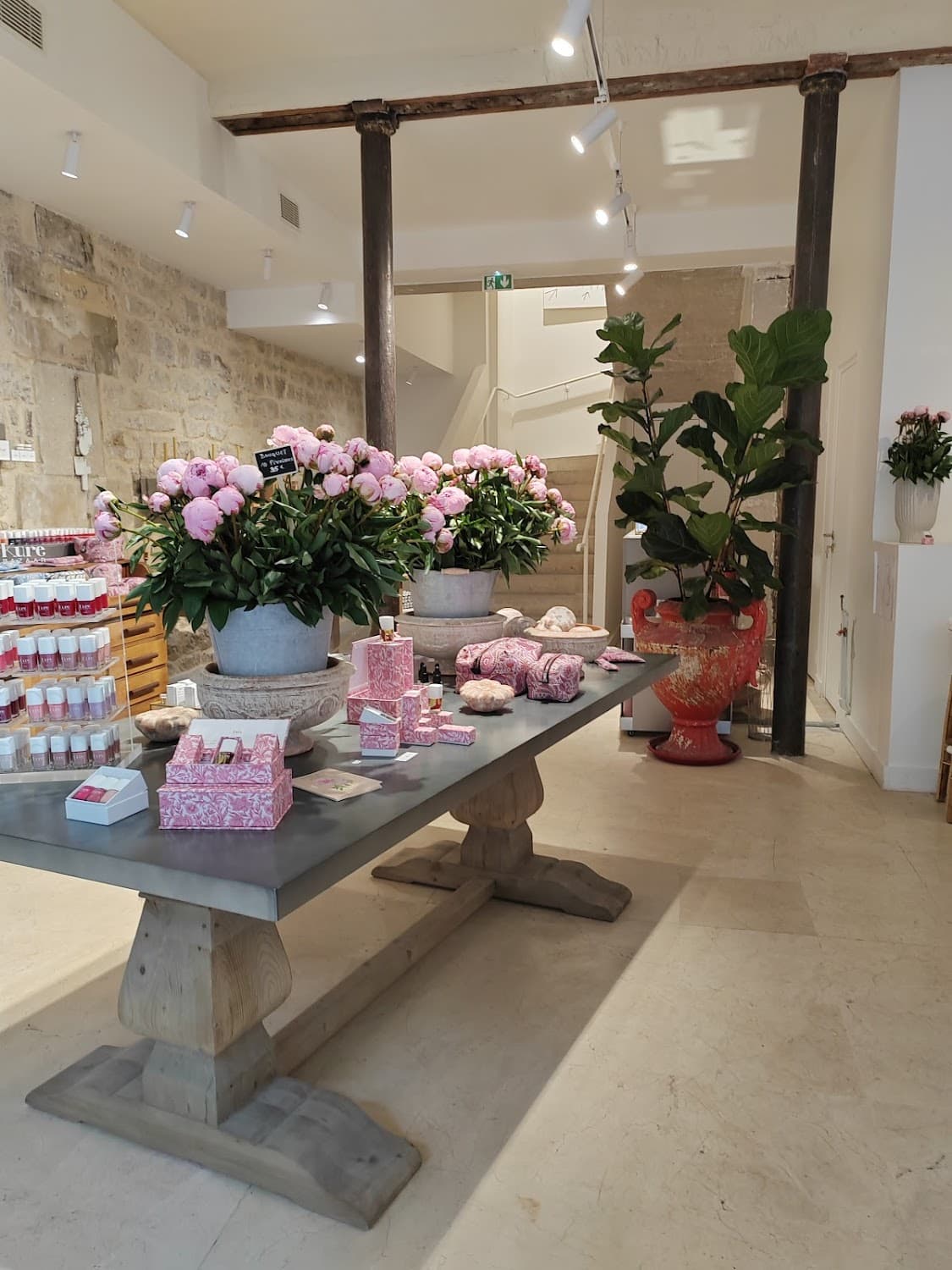 Kure Bazaar - Café de Spécialité — specialty coffee shop in Paris (photo 7)
