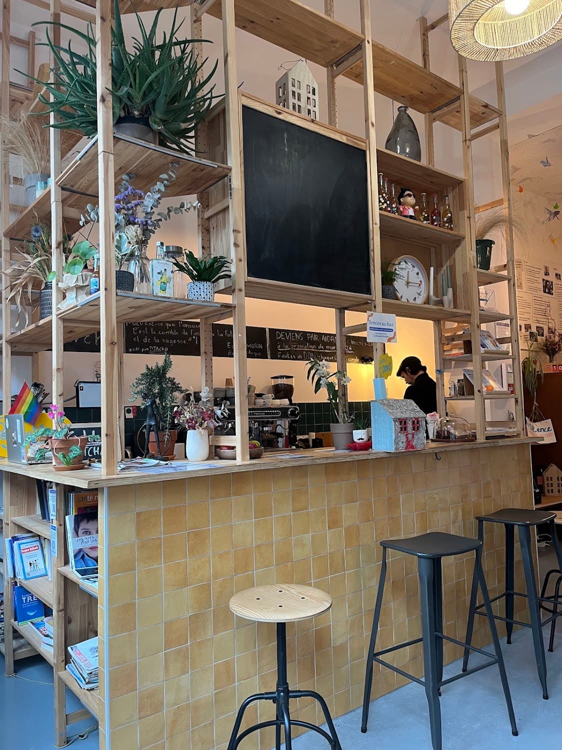 La Cafête Perchée — specialty coffee shop in Paris (photo 3)