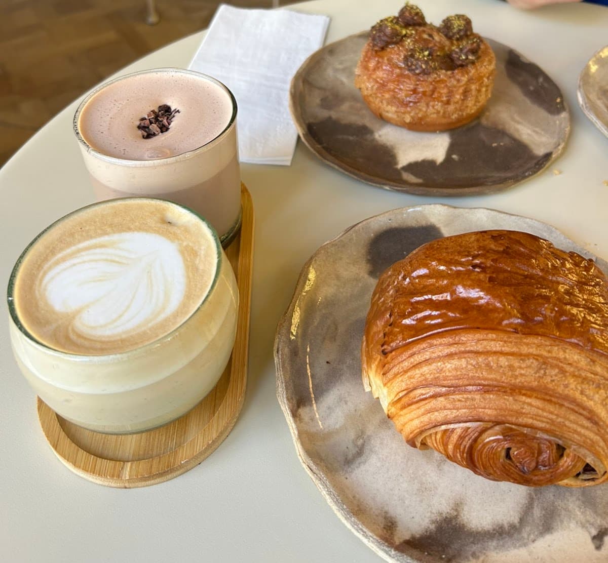 Lalla Coffee — specialty coffee shop in Paris (photo 2)