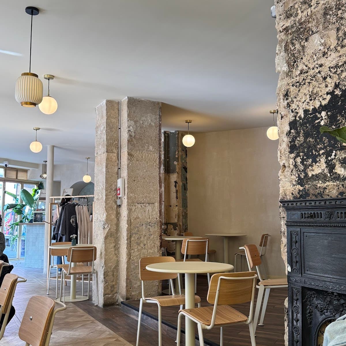 Lalla Coffee, specialty coffee shop in Paris (photo 7)