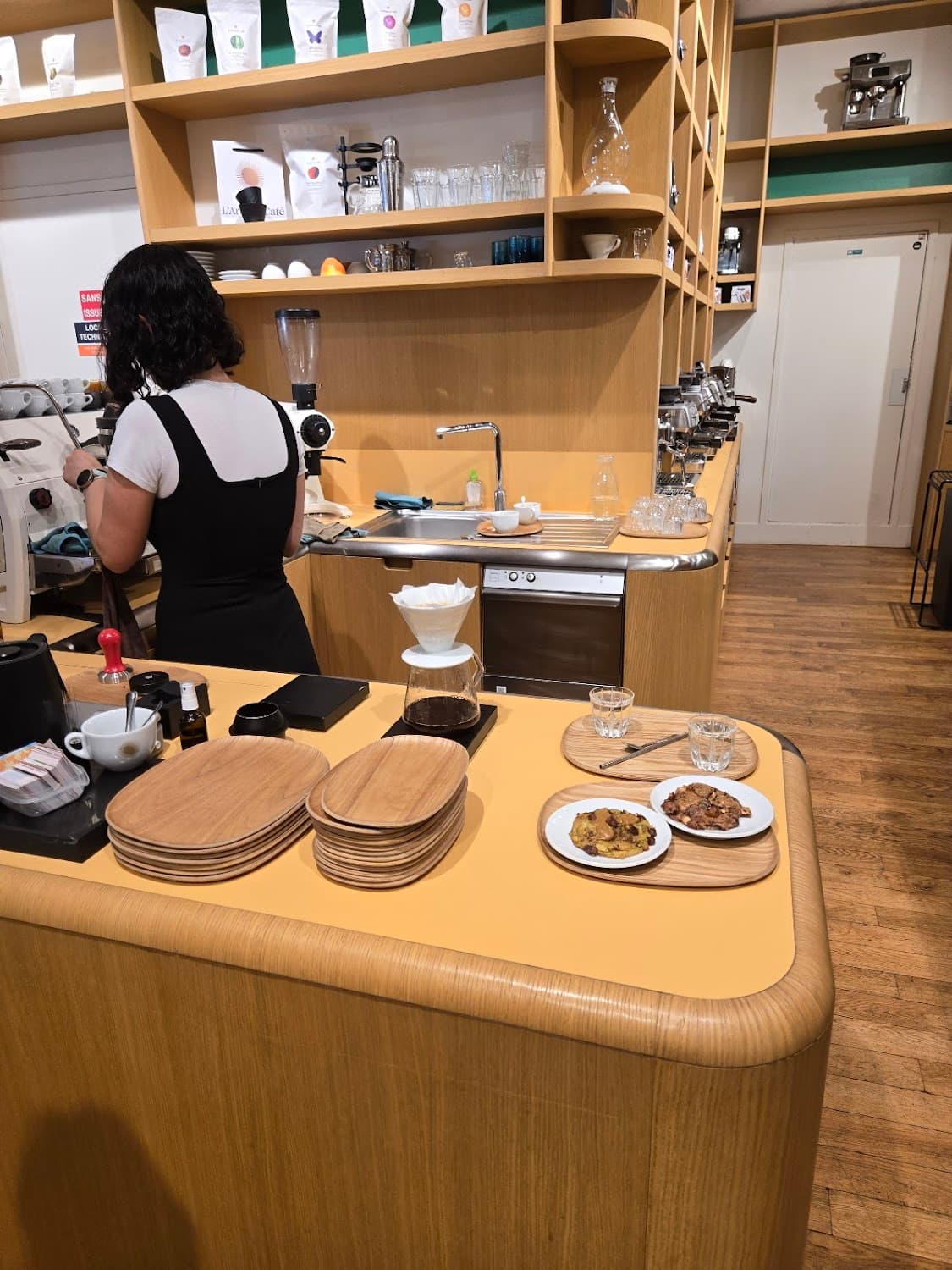 L'Arbre à Café - Le Bon Marché — specialty coffee shop in Paris (photo 3)