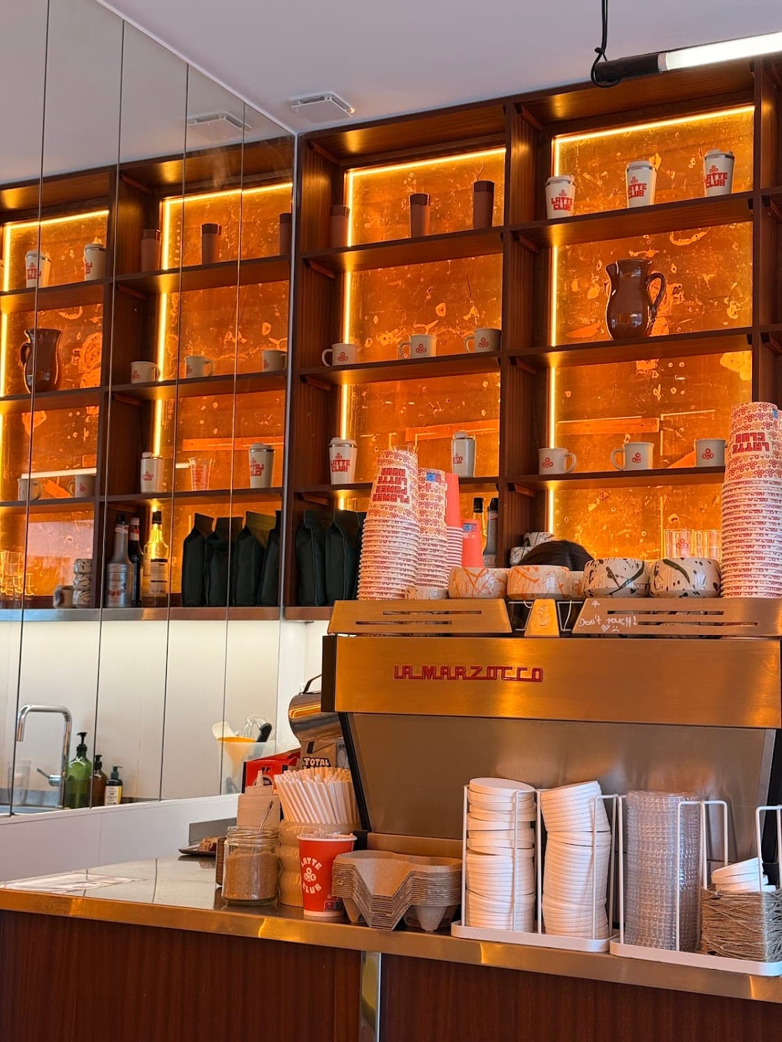 LATTE CLUB - Bastille — specialty coffee shop in Paris (photo 5)