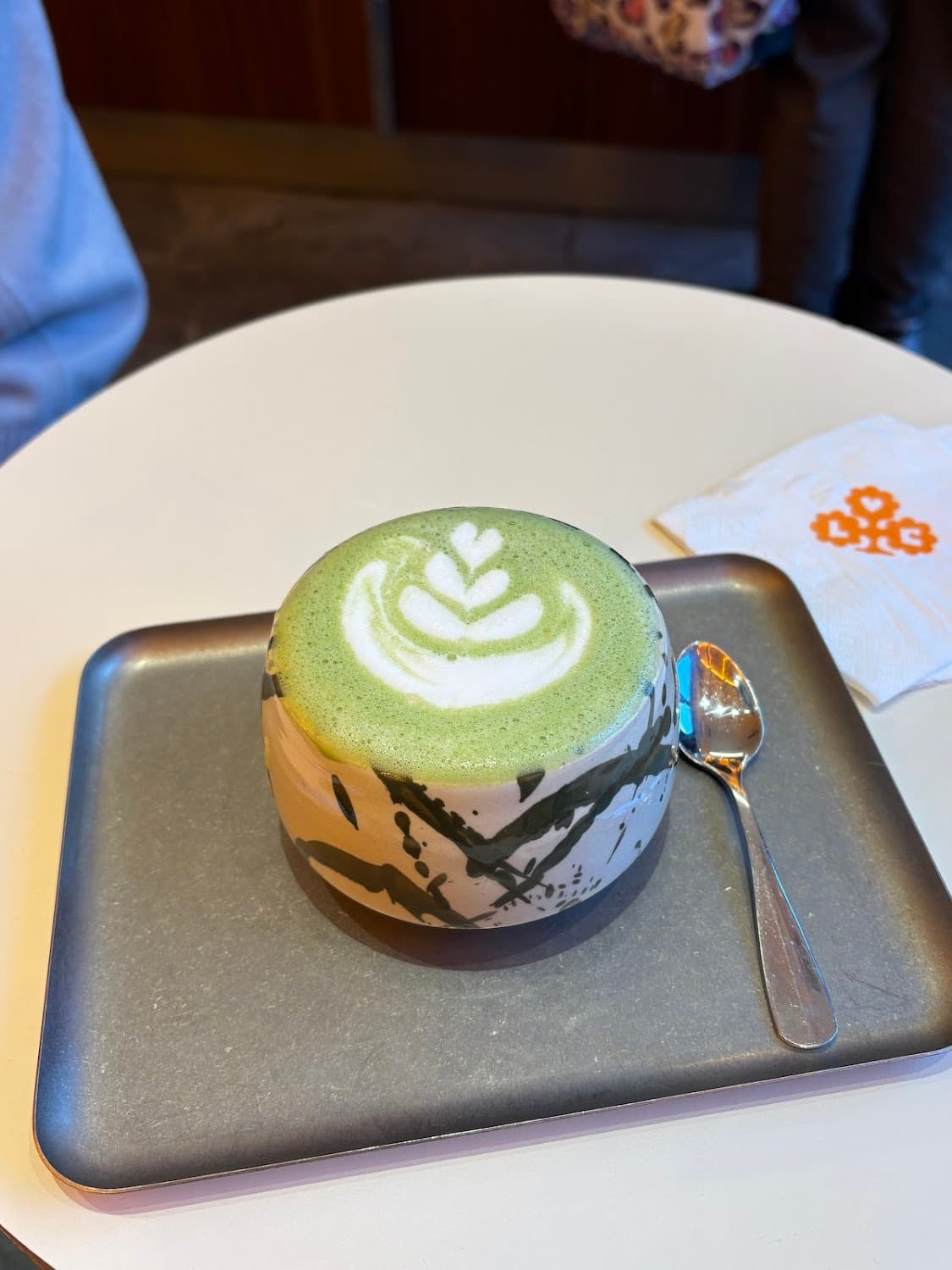 LATTE CLUB - Rue du Faubourg Saint-Antoine, specialty coffee shop in Paris (photo 5)