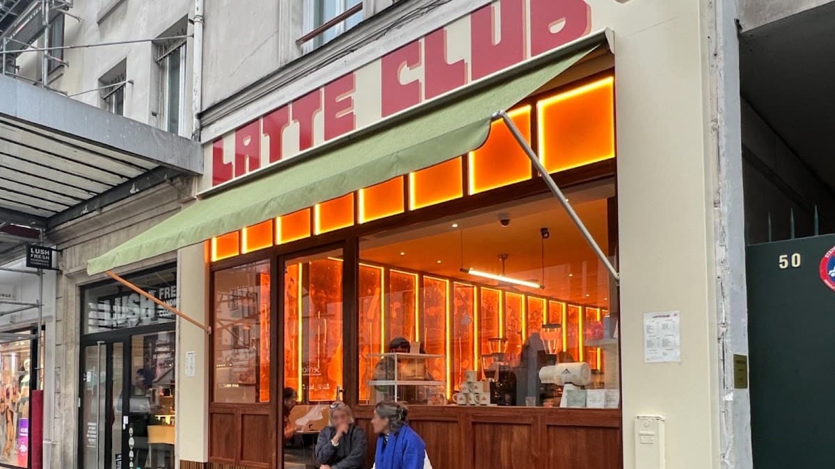 LATTE CLUB - Rue Réaumur, specialty coffee shop in Paris