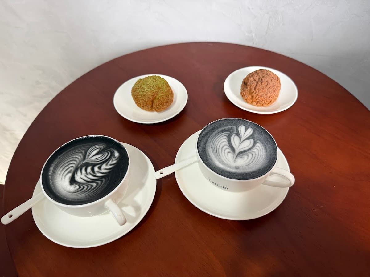 Lattein Coffee — specialty coffee shop in Paris (photo 4)