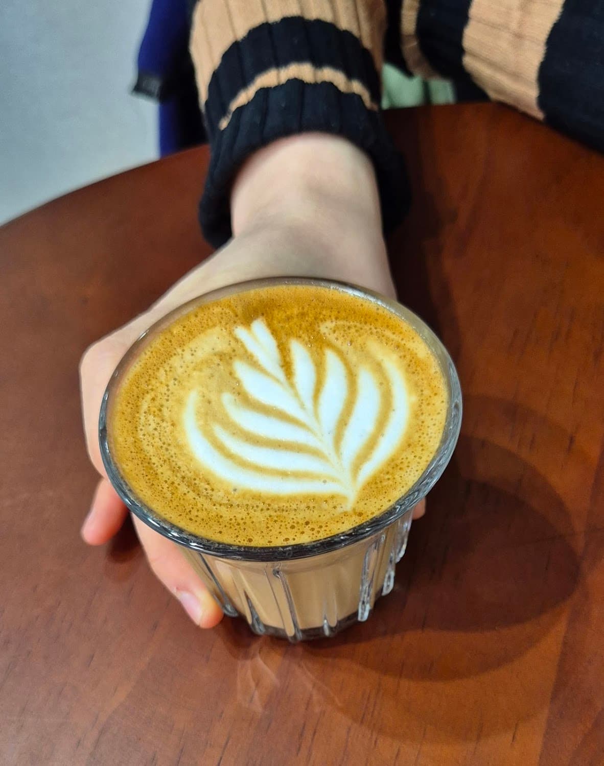 Lattein Coffee — specialty coffee shop in Paris (photo 3)