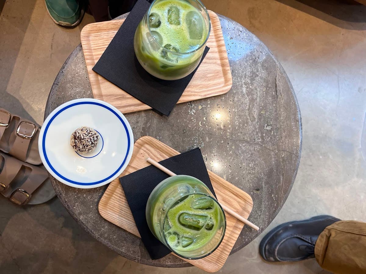 Le 23, specialty coffee shop in Paris (photo 3)