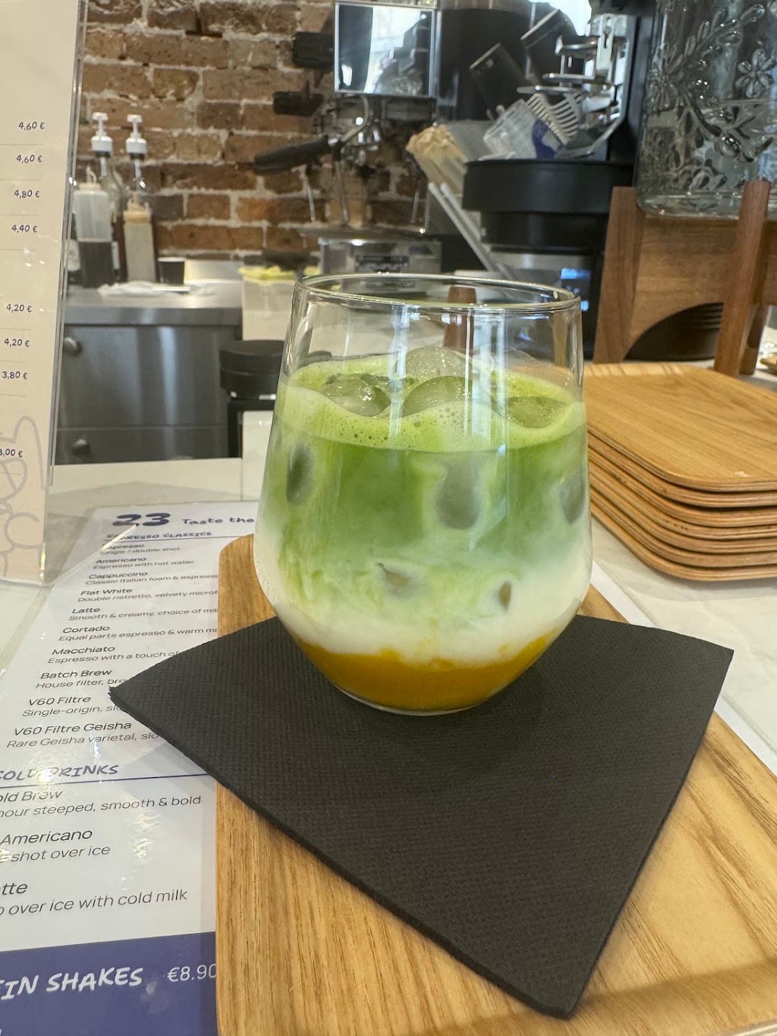 Le 23, specialty coffee shop in Paris (photo 4)