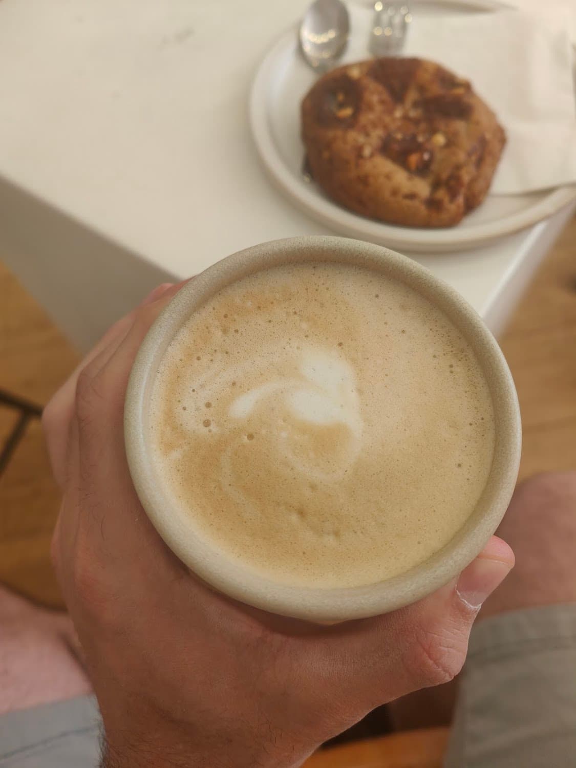 Le Café Sumeria — specialty coffee shop in Paris (photo 5)