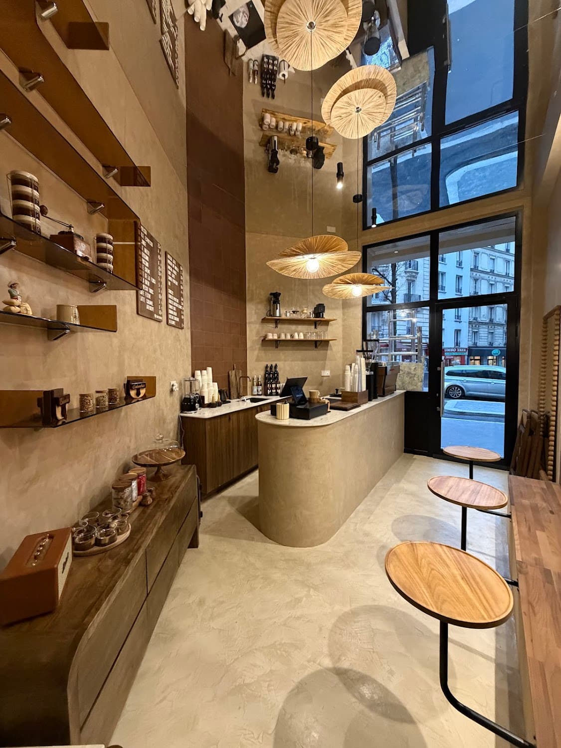 LEGACY COFFEE — specialty coffee shop in Paris (photo 3)