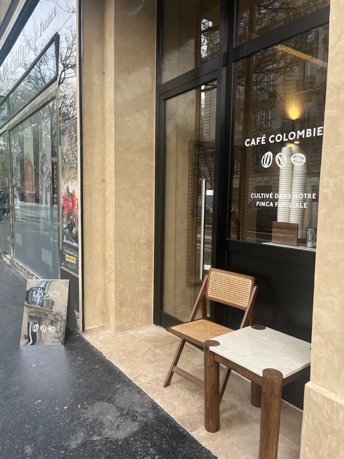 LEGACY COFFEE, specialty coffee shop in Paris (photo 8)