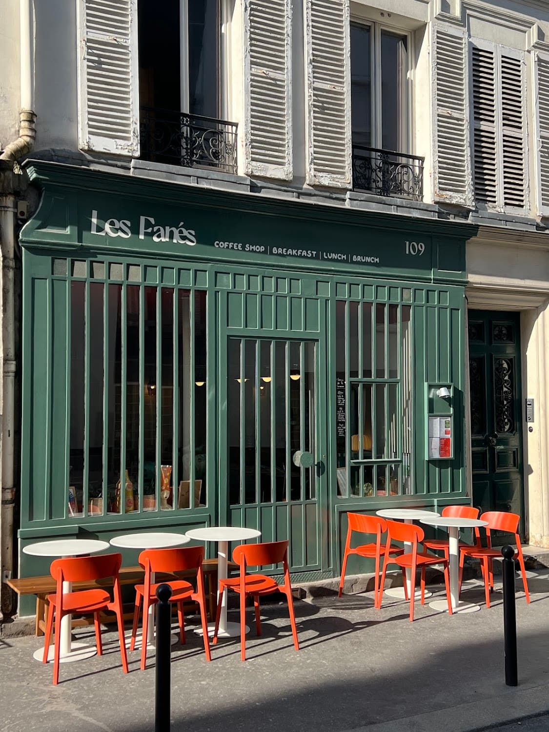 Les Fanés, specialty coffee shop in Paris