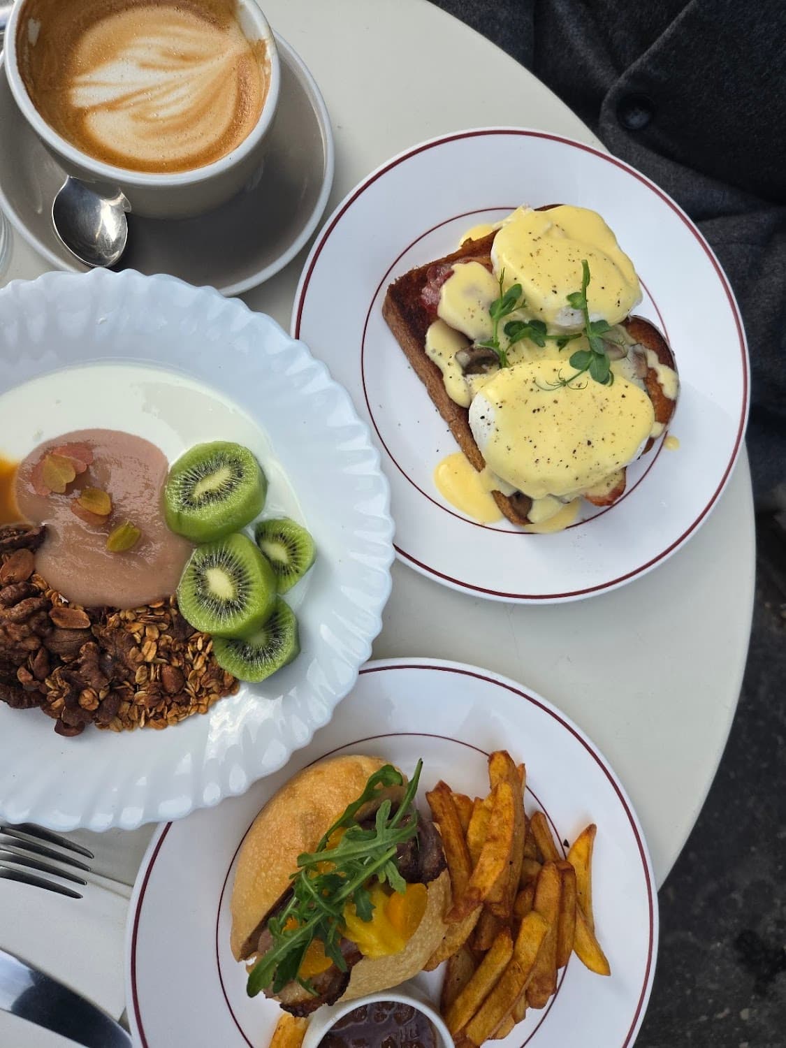 Les Fanés - Coffee shop - Breakfast - Lunch - Brunch — specialty coffee shop in Paris (photo 2)