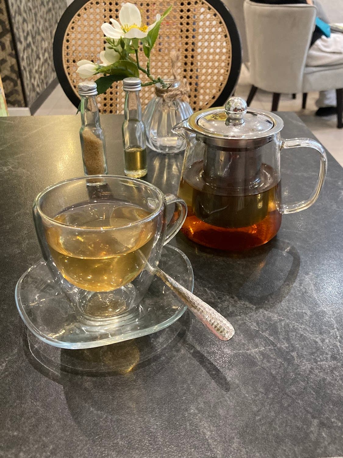 LETS — specialty coffee shop in Paris (photo 1)