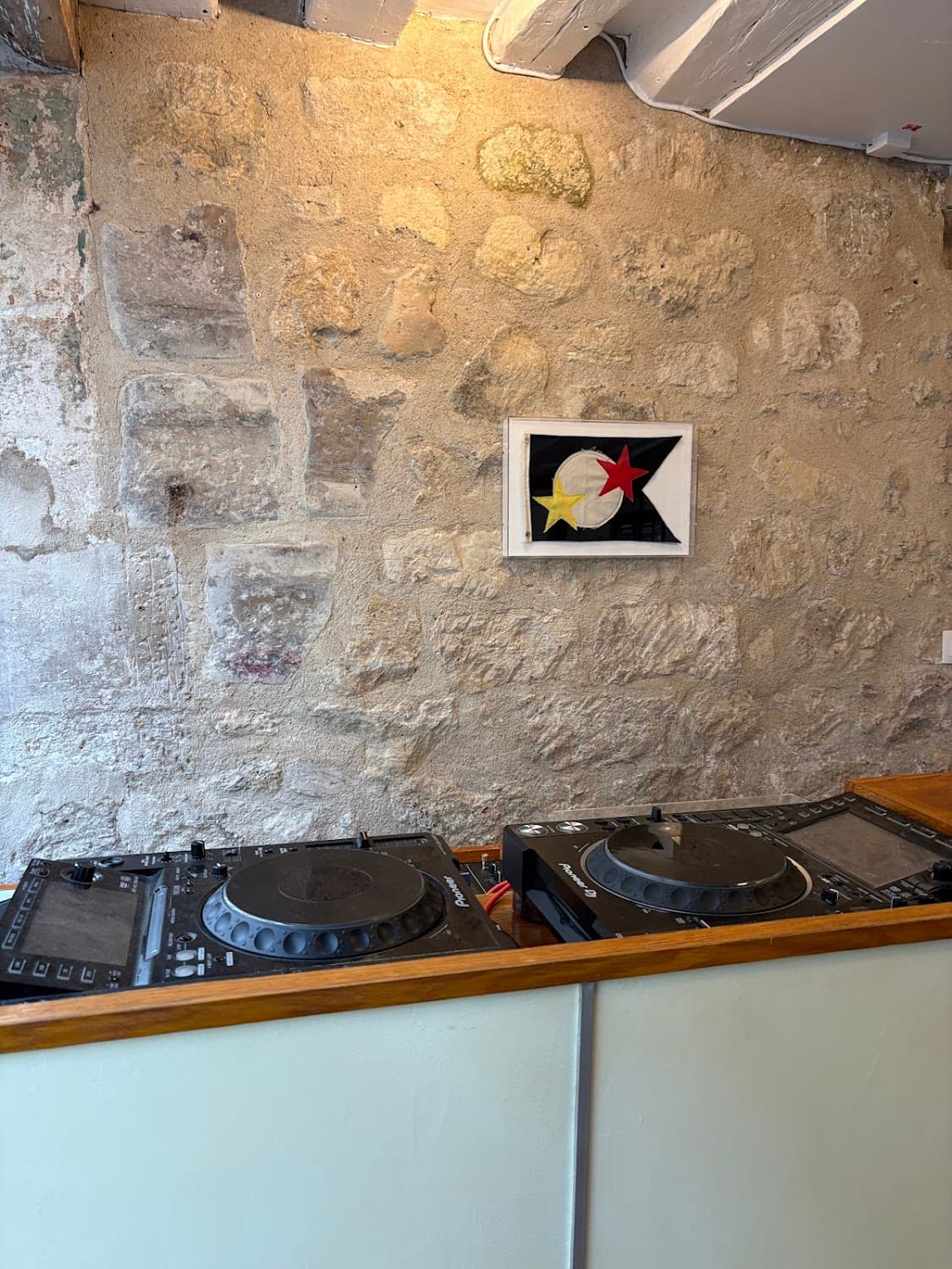 Lithium Café — specialty coffee shop in Paris (photo 6)