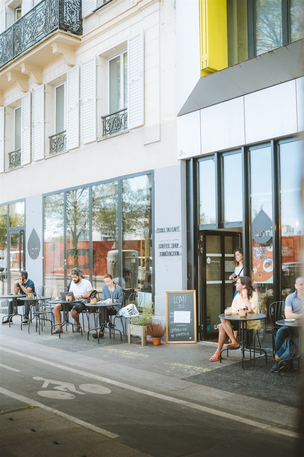 Lomi — specialty coffee shop in Paris (photo 5)