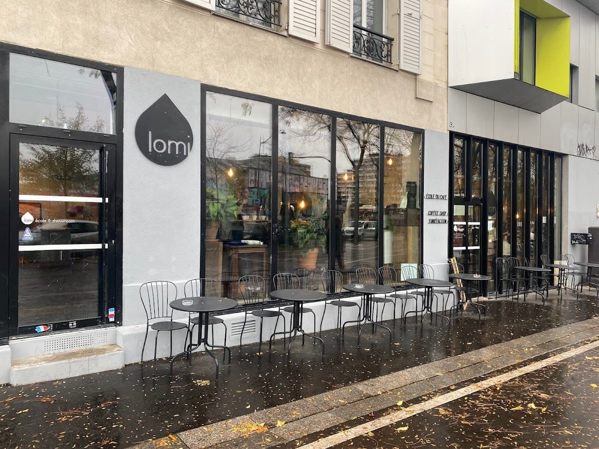 Lomi — specialty coffee shop in Paris (photo 4)