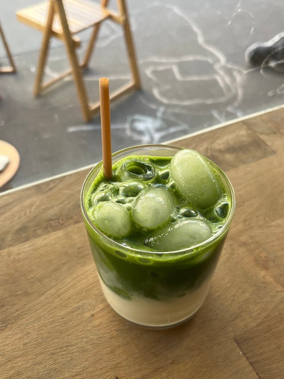 Loud coffee shop — specialty coffee shop in Paris (photo 4)