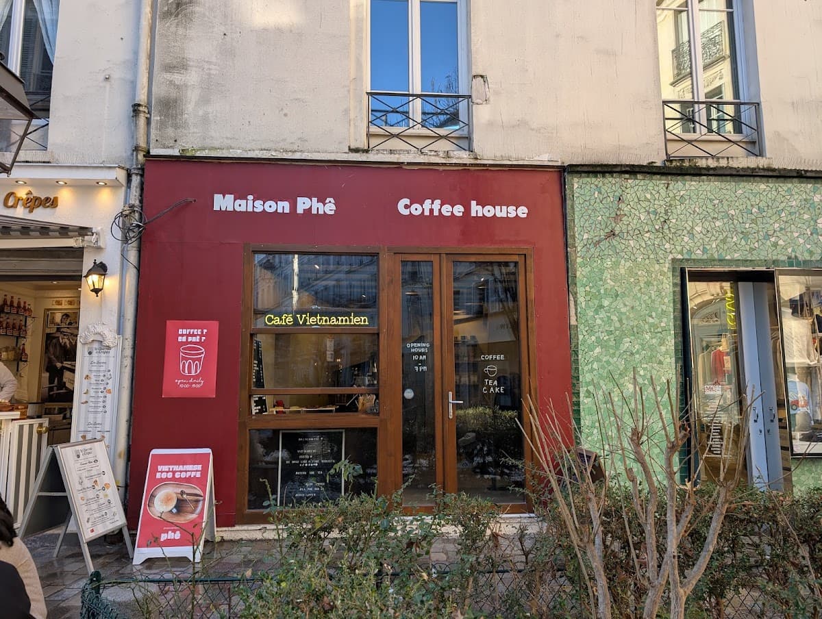 Maison Phê, specialty coffee shop in Paris
