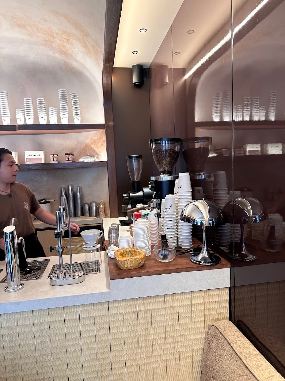 Manie Café - Est. 1938 — specialty coffee shop in Paris (photo 3)