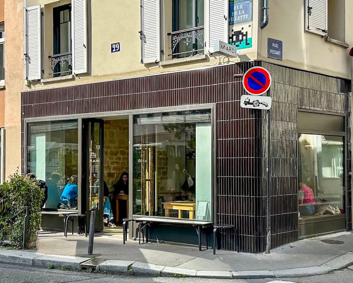 Mardi, specialty coffee shop in Paris