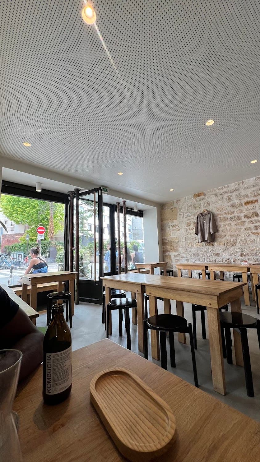 Mardi — specialty coffee shop in Paris (photo 3)