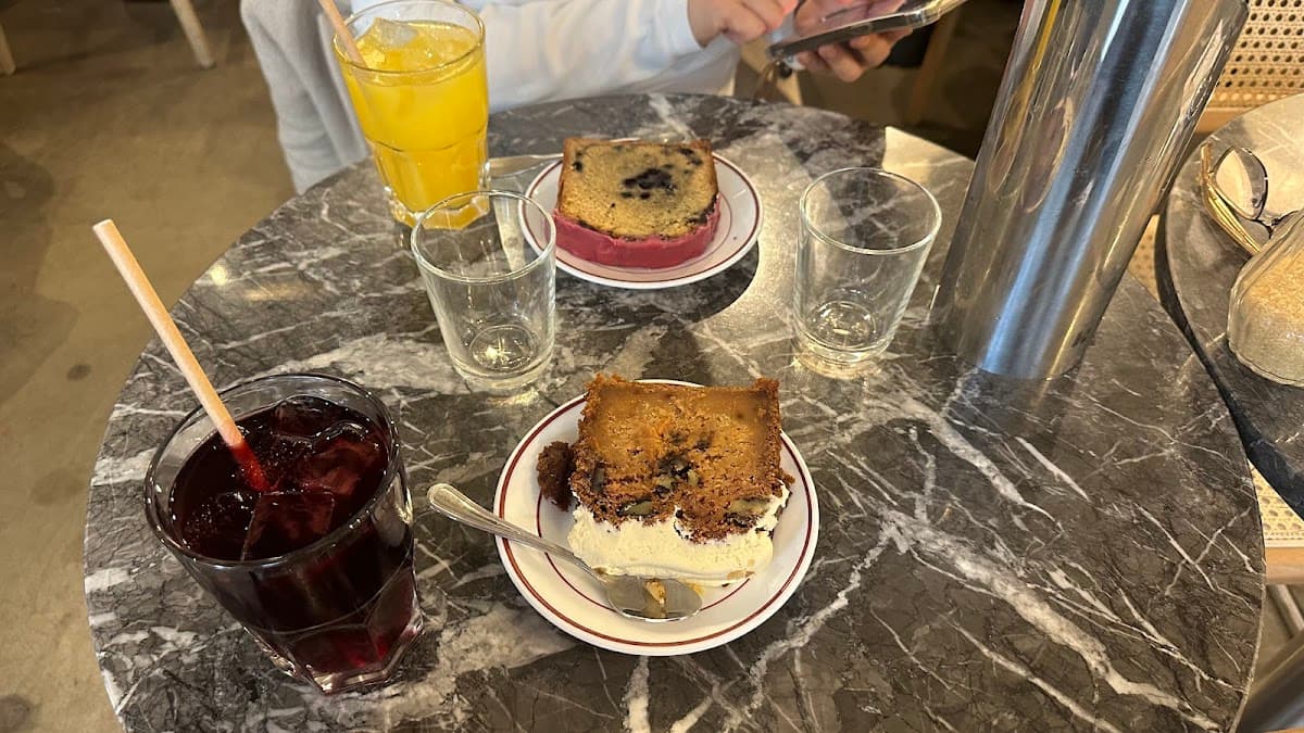 Miliki Paris — specialty coffee shop in Paris (photo 1)