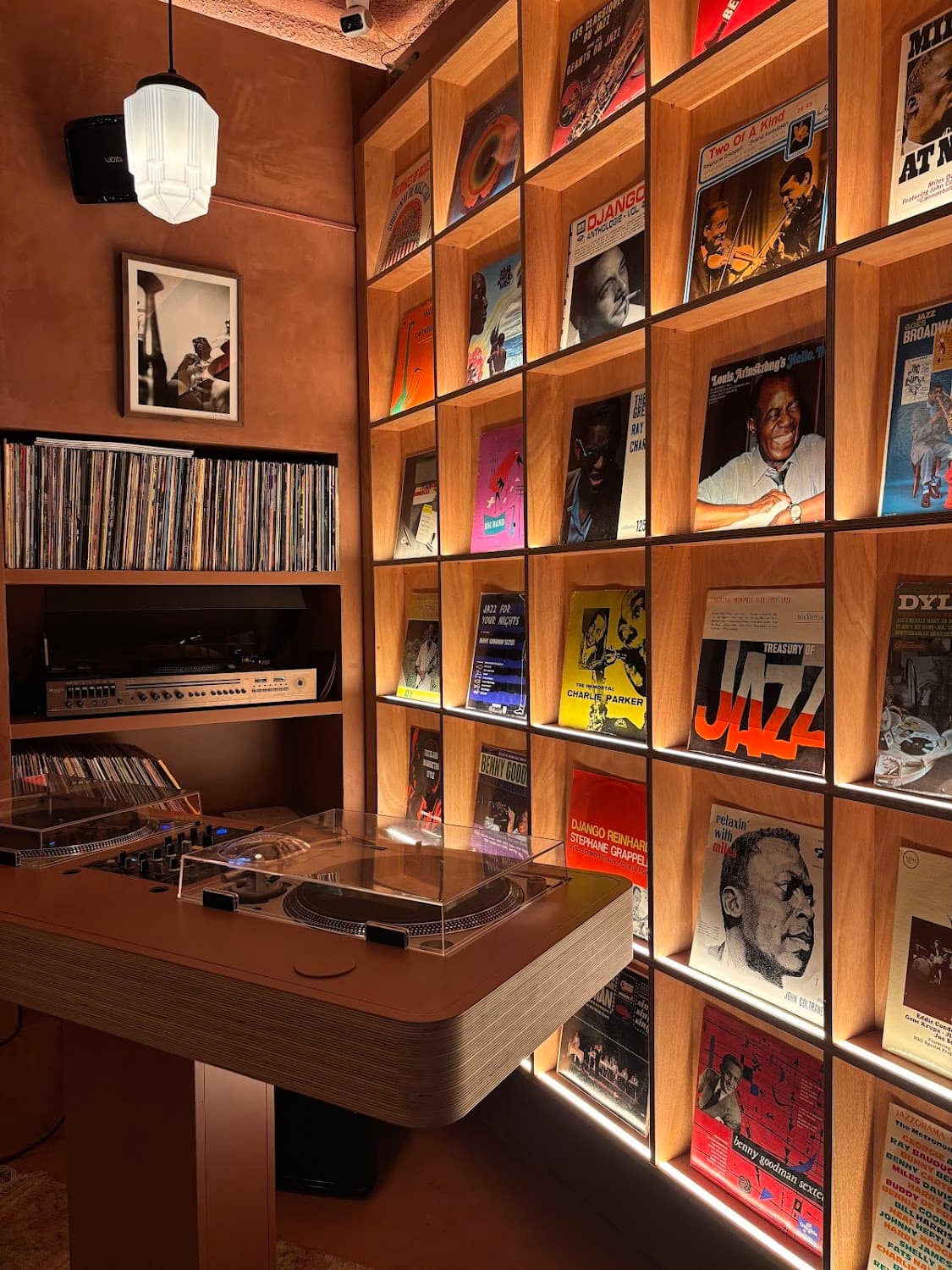 Mimi, specialty coffee shop in Paris (photo 7)
