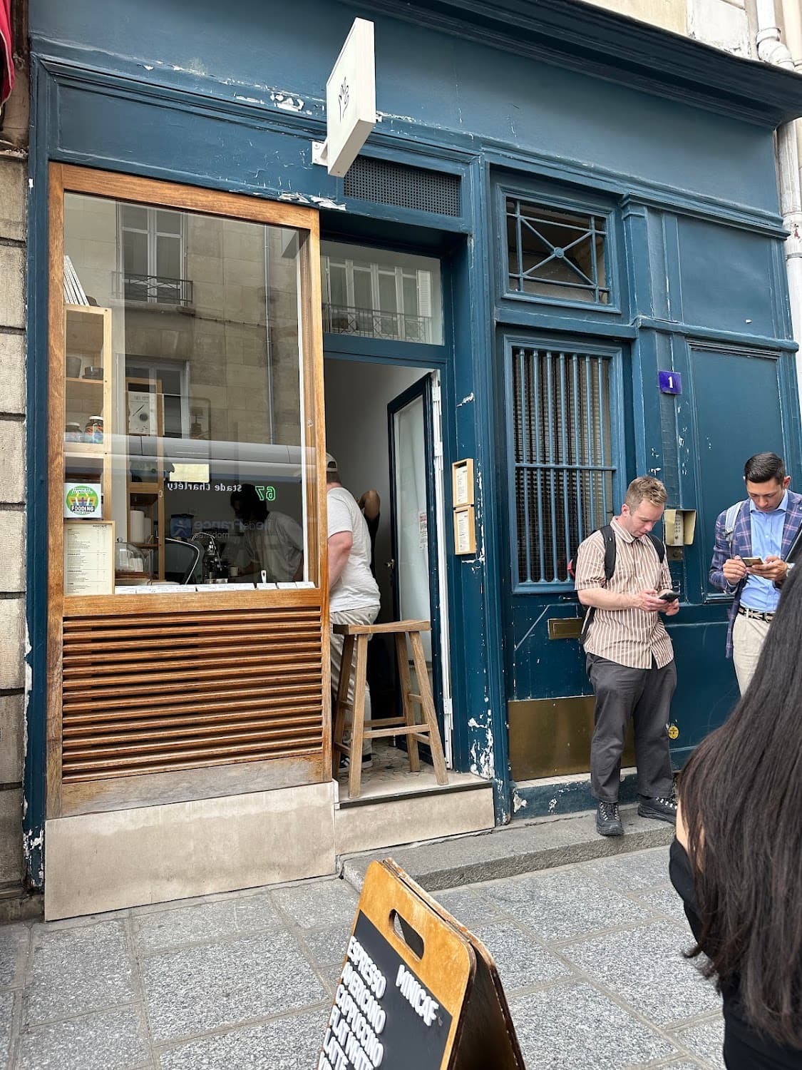 Minicafé - Île Saint-Louis, specialty coffee shop in Paris (photo 8)