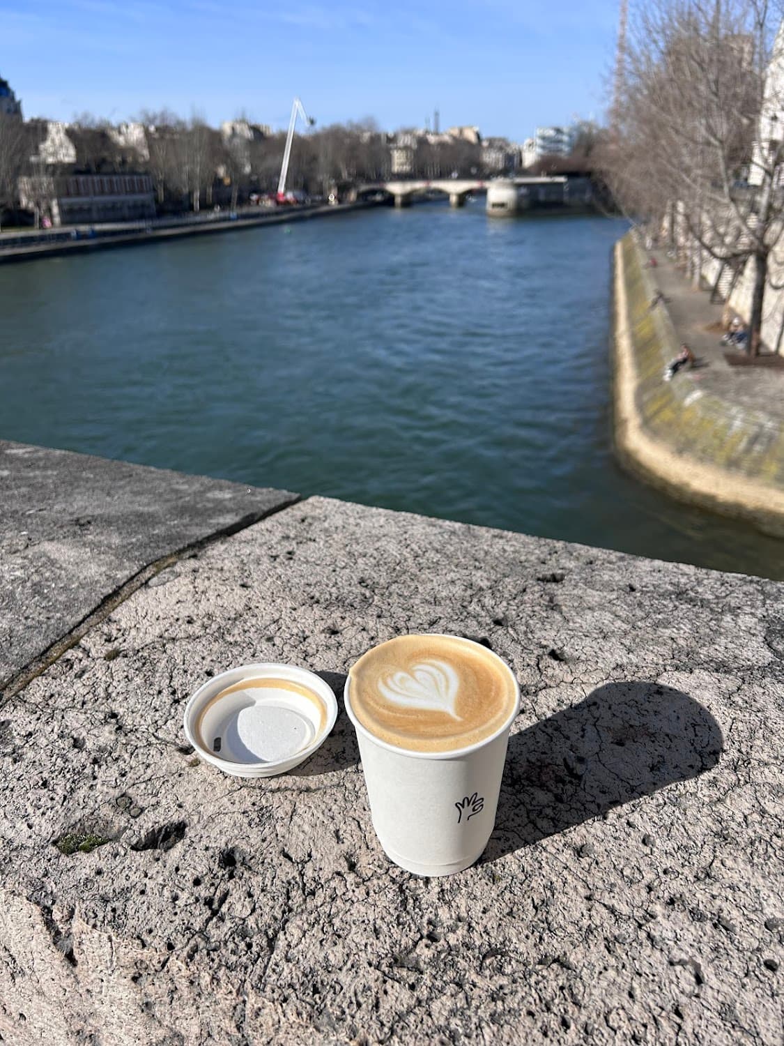 Minicafé - Île Saint-Louis, specialty coffee shop in Paris (photo 7)