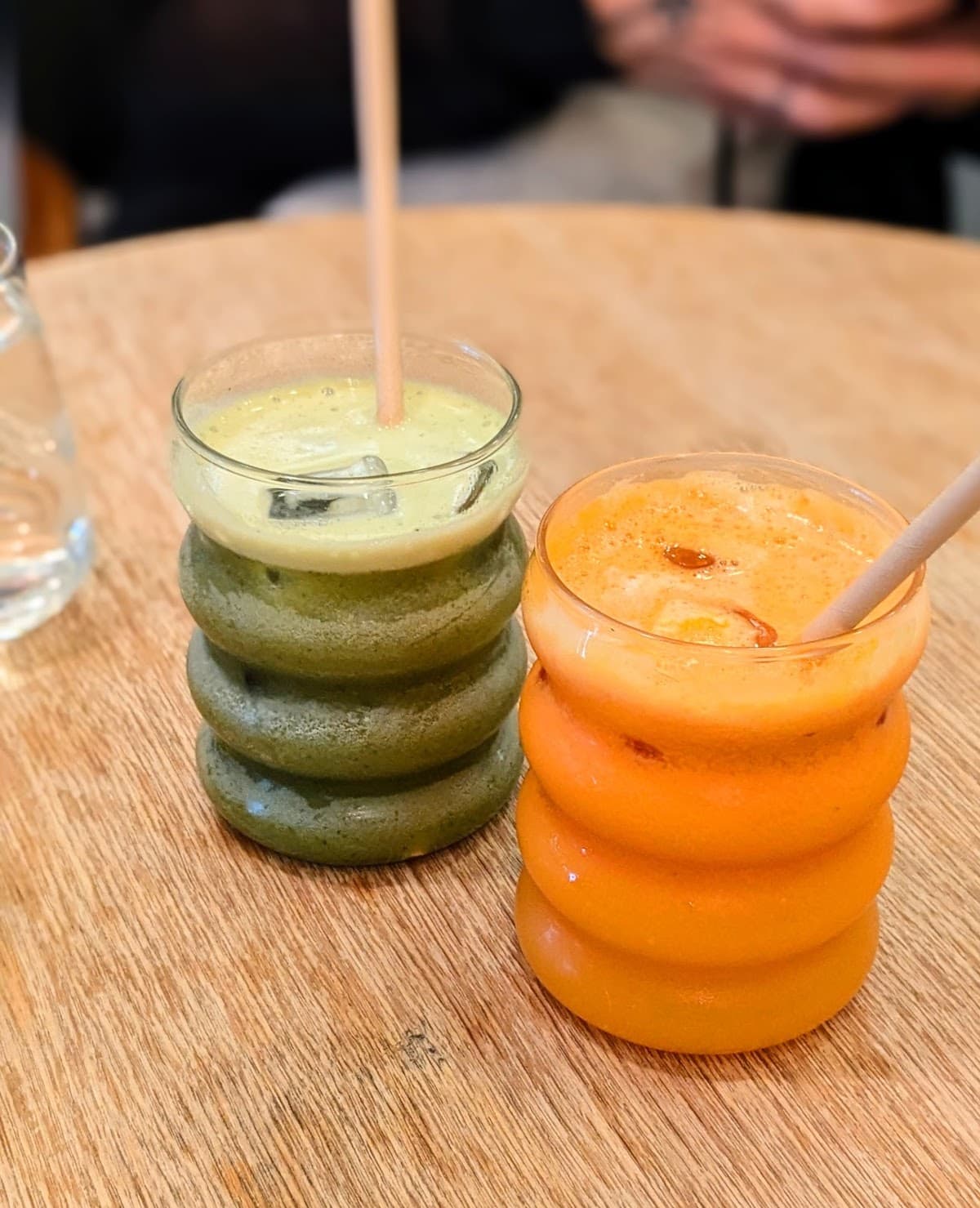 Moka - Rue du Colisée — specialty coffee shop in Paris (photo 2)