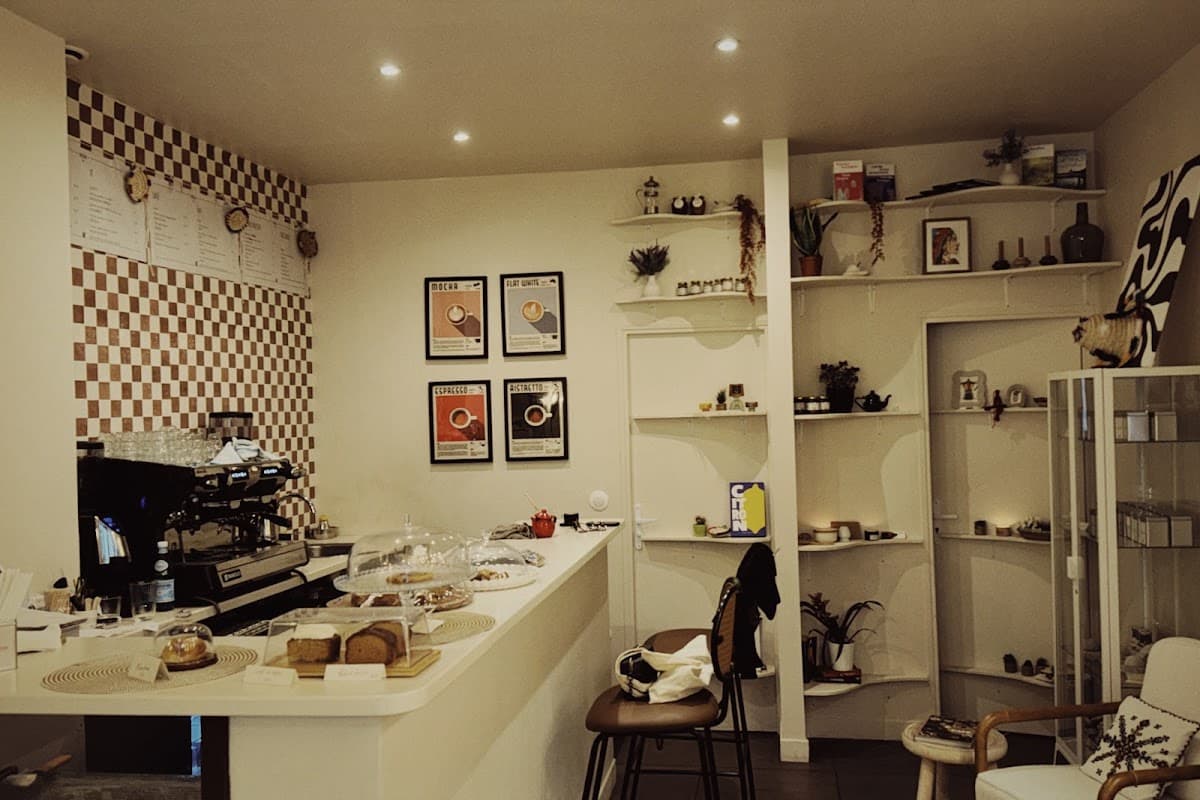 Mokha — specialty coffee shop in Paris (photo 2)