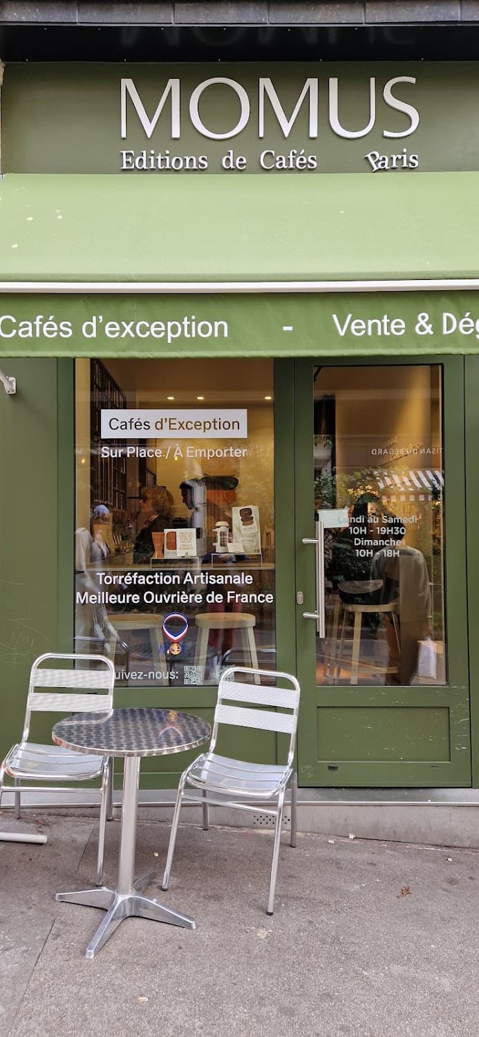 Momus — specialty coffee shop in Paris (photo 1)