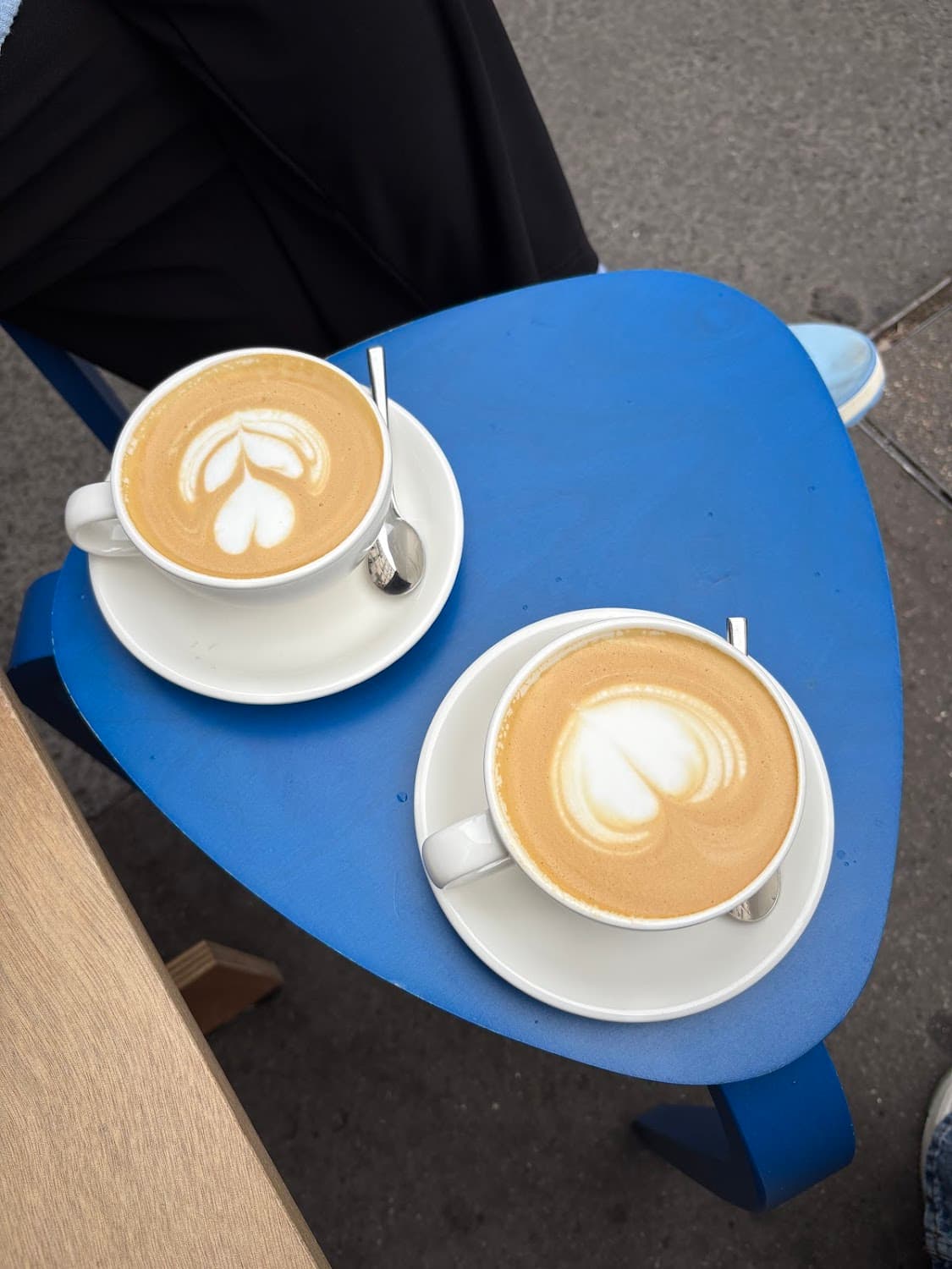 Monlam Cafe, specialty coffee shop in Paris (photo 5)