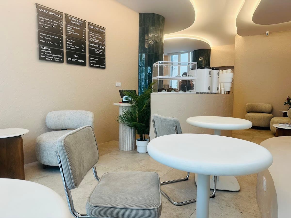 Mood Coffee — specialty coffee shop in Paris (photo 3)