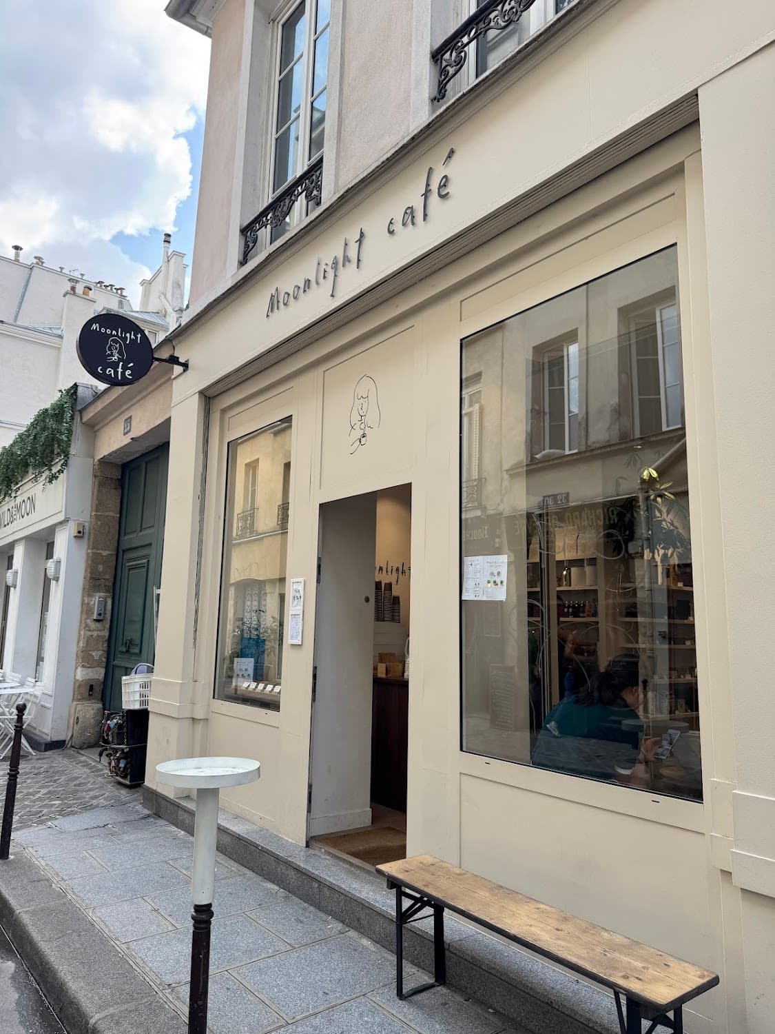 Moonlight café — specialty coffee shop in Paris (photo 7)