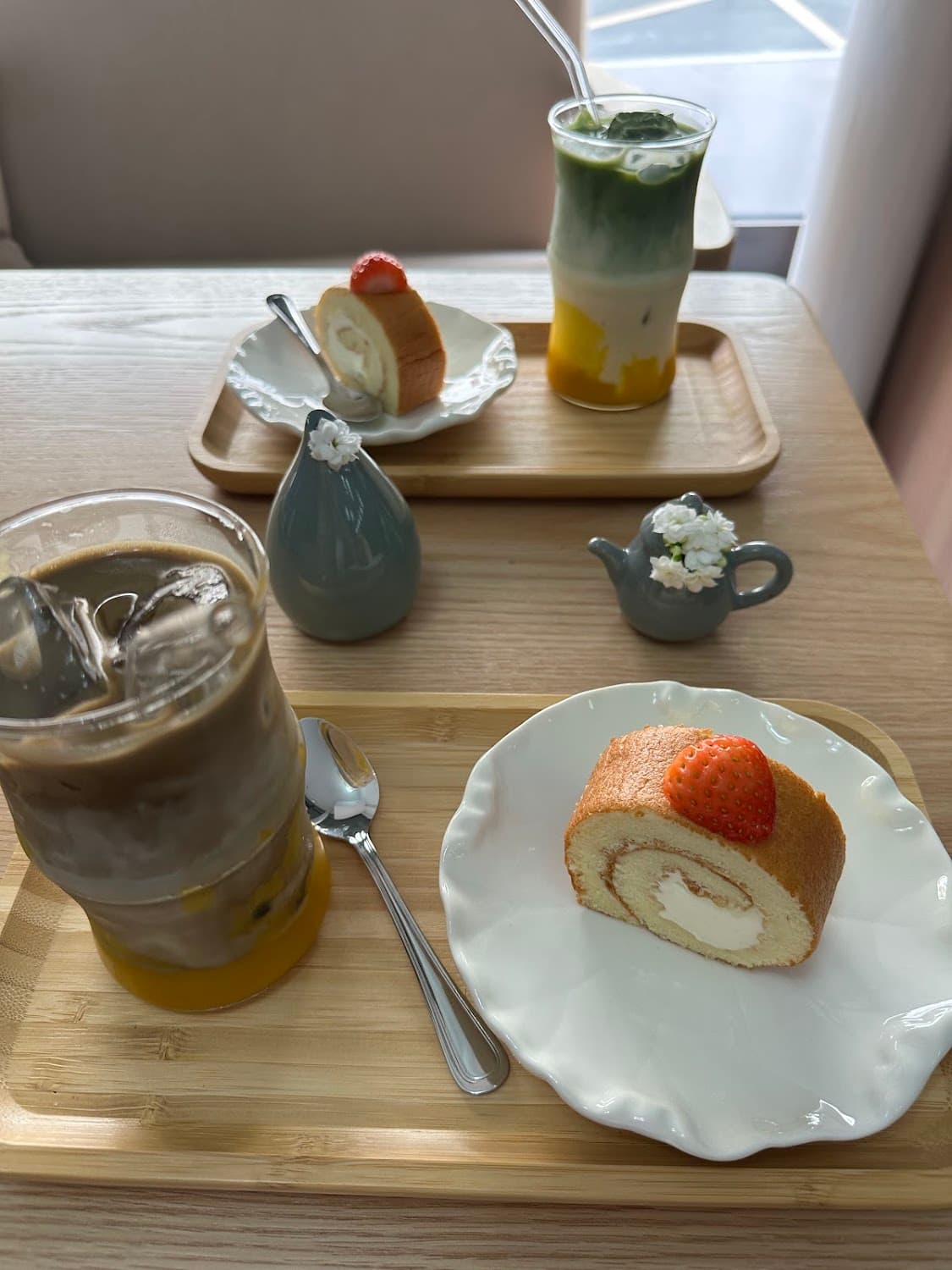 MW Paris - Coffee & Matcha — specialty coffee shop in Paris (photo 6)